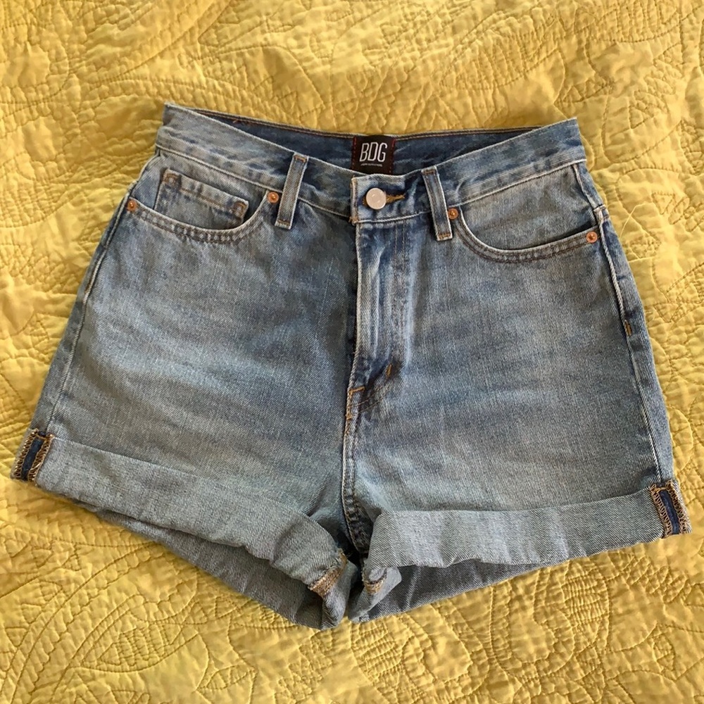 BDG Mom High-Rise Shorts